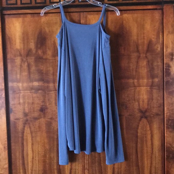 Time and True Women’s elegant top Size XXL Undershirt color blue in good shape - Picture 5 of 6